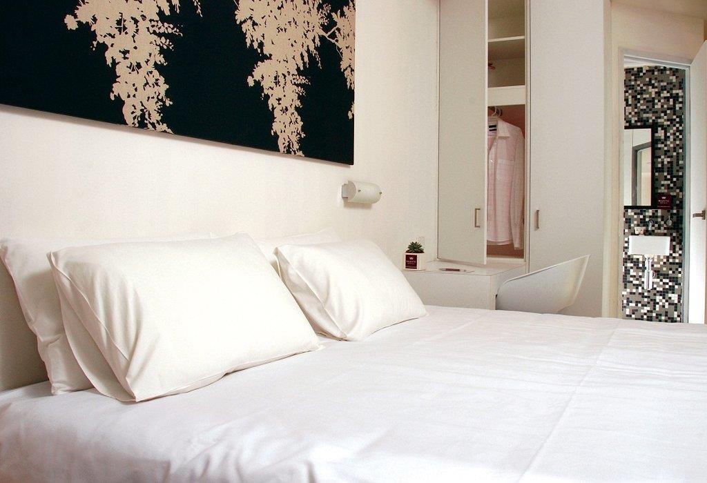 Majestic Minima Hotel Adelaide Quarto foto